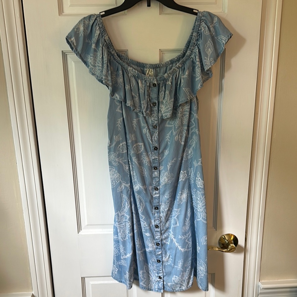 Blue Off-Shoulder Button-Down Dress